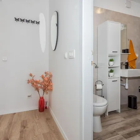 Mare Apartment *