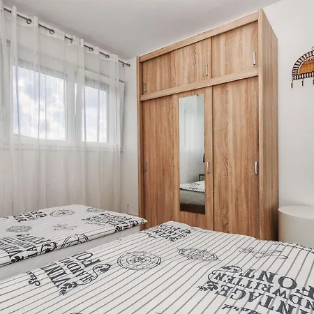Apartment Mare *